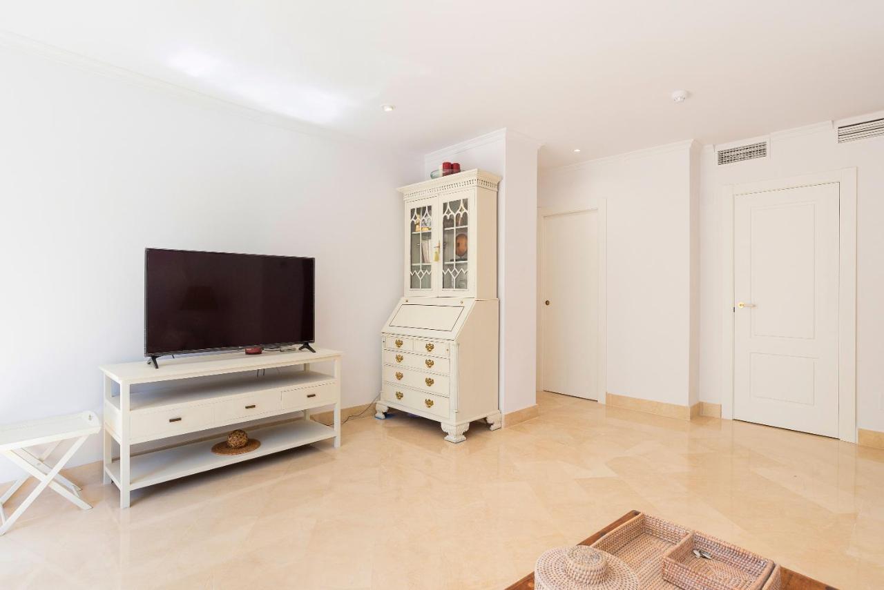 Elviria Playa White Pearl Beach Marbella Kültér fotó