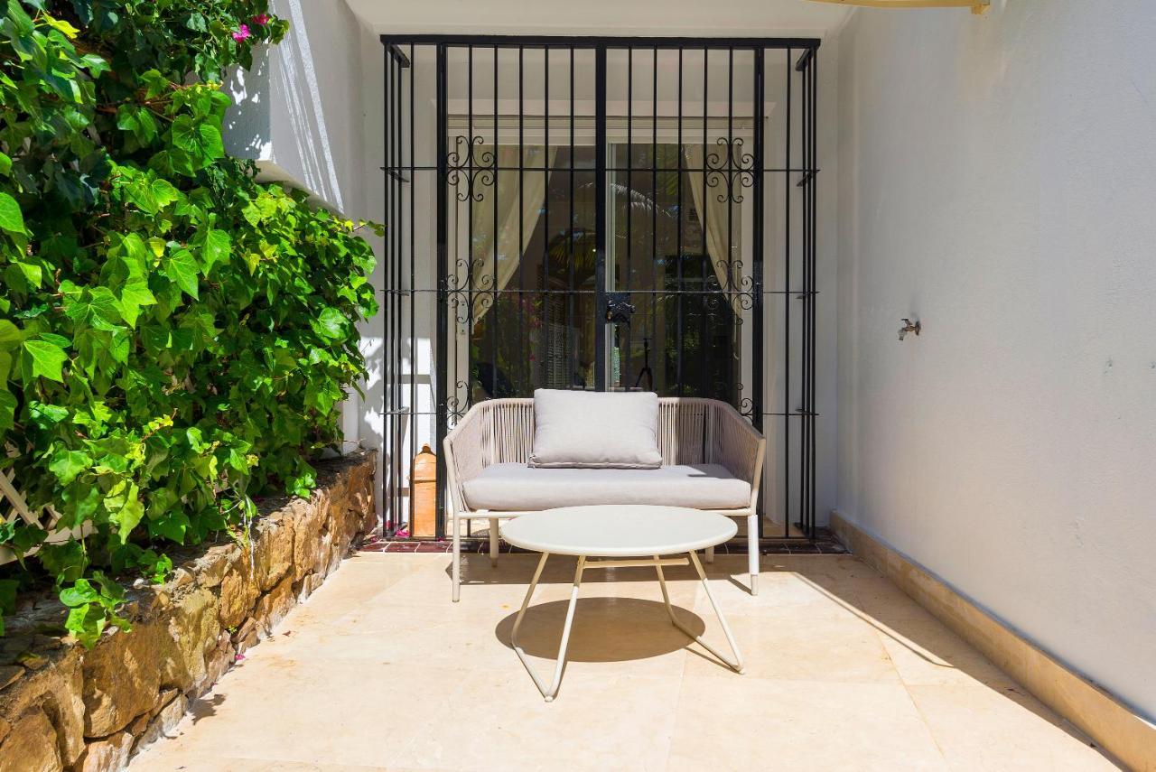 Elviria Playa White Pearl Beach Marbella Kültér fotó