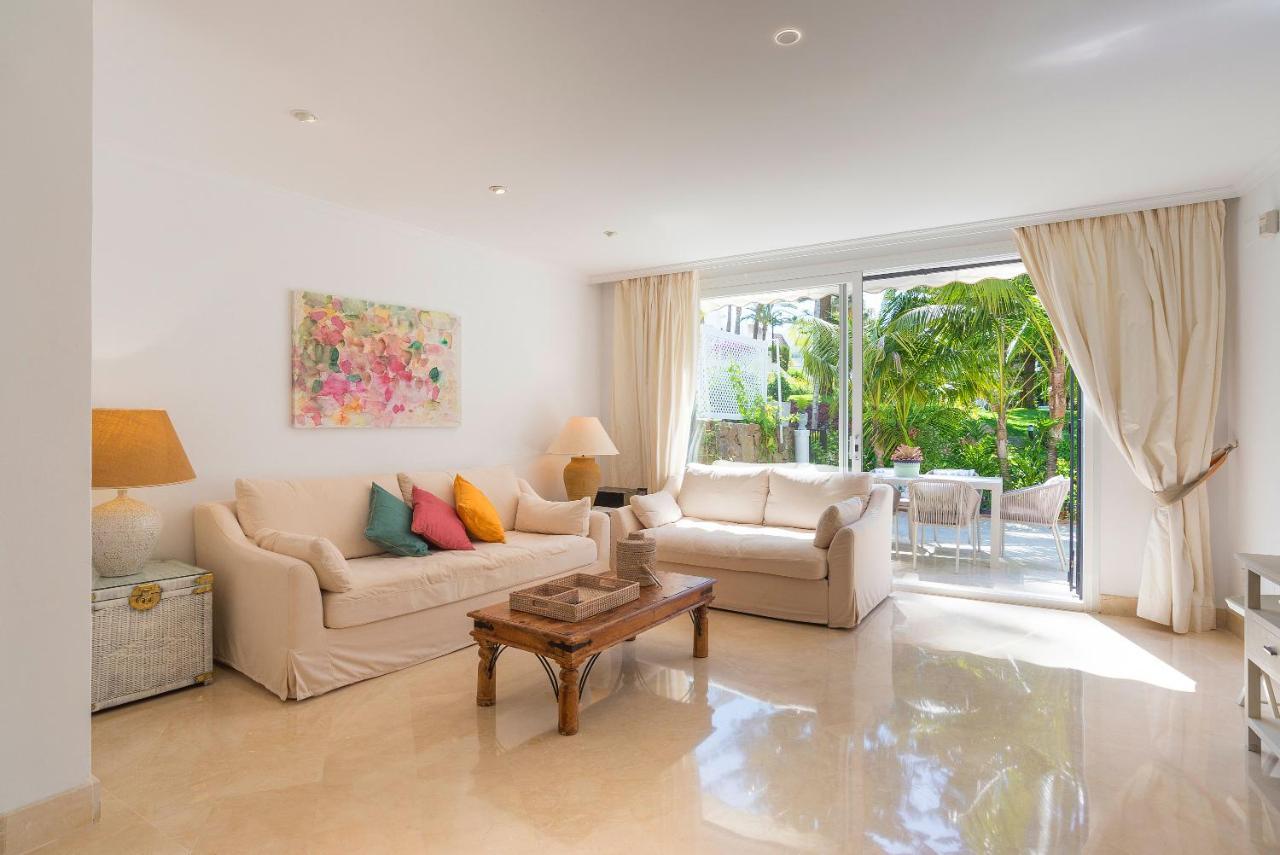 Elviria Playa White Pearl Beach Marbella Kültér fotó