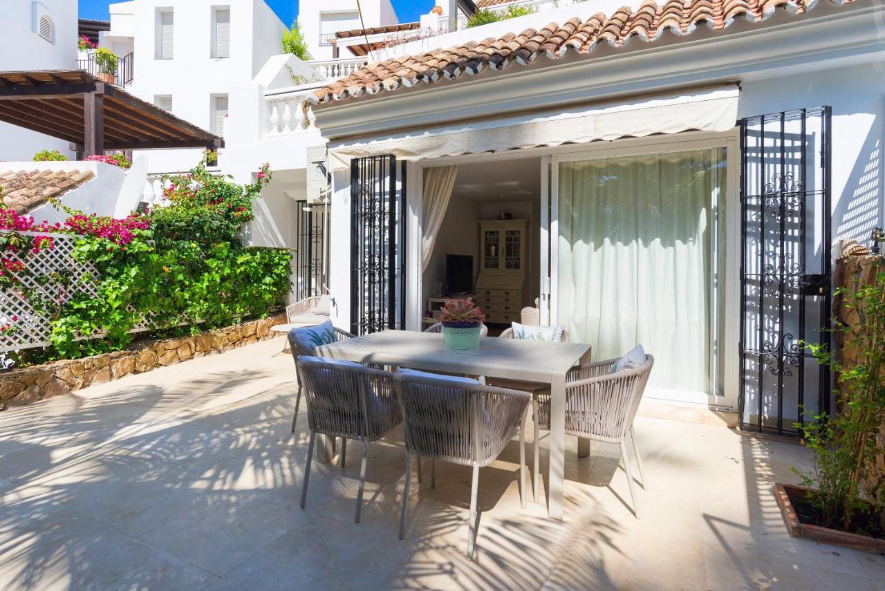 Elviria Playa White Pearl Beach Marbella Kültér fotó