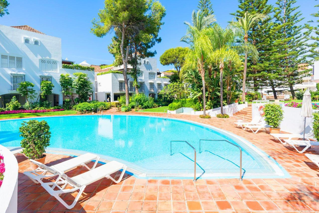 Elviria Playa White Pearl Beach Marbella Kültér fotó